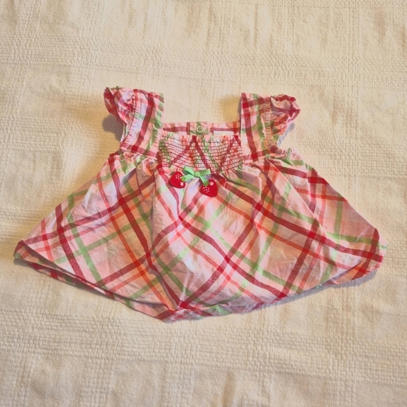 Gymboree girls 3-6 months plaid cap sleeve shirt with strawberry on a bow VGUC - Picture 1 of 8